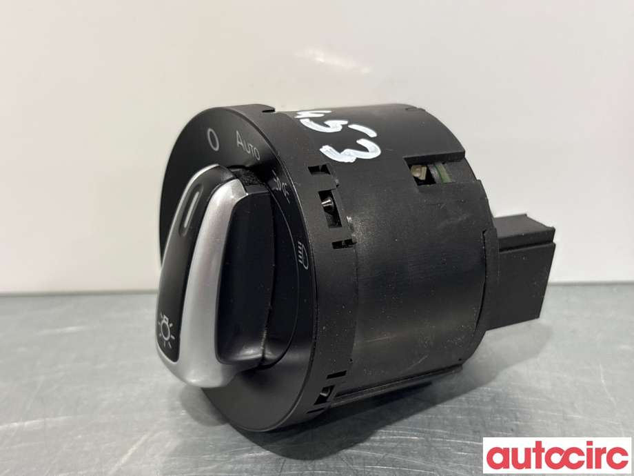 Bryter lys til VW Golf VI 2008-2012  (VOLKSWAGEN|3C8941431|)