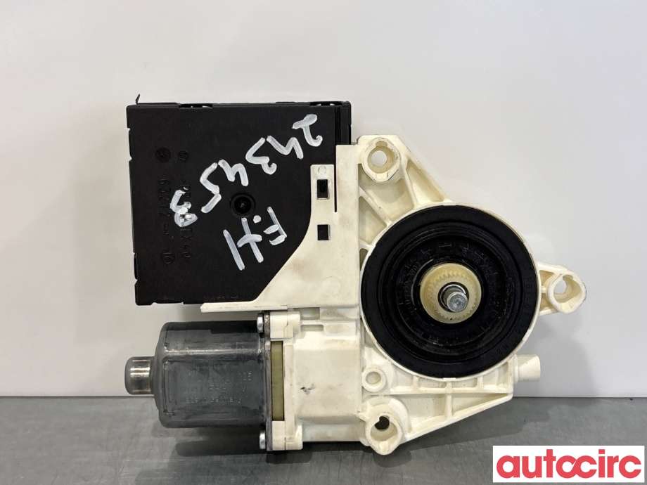 Ruteheis høyre foran til VW Golf VI 2008-2012 (VOLKSWAGEN|5K0959702J|933886-100)