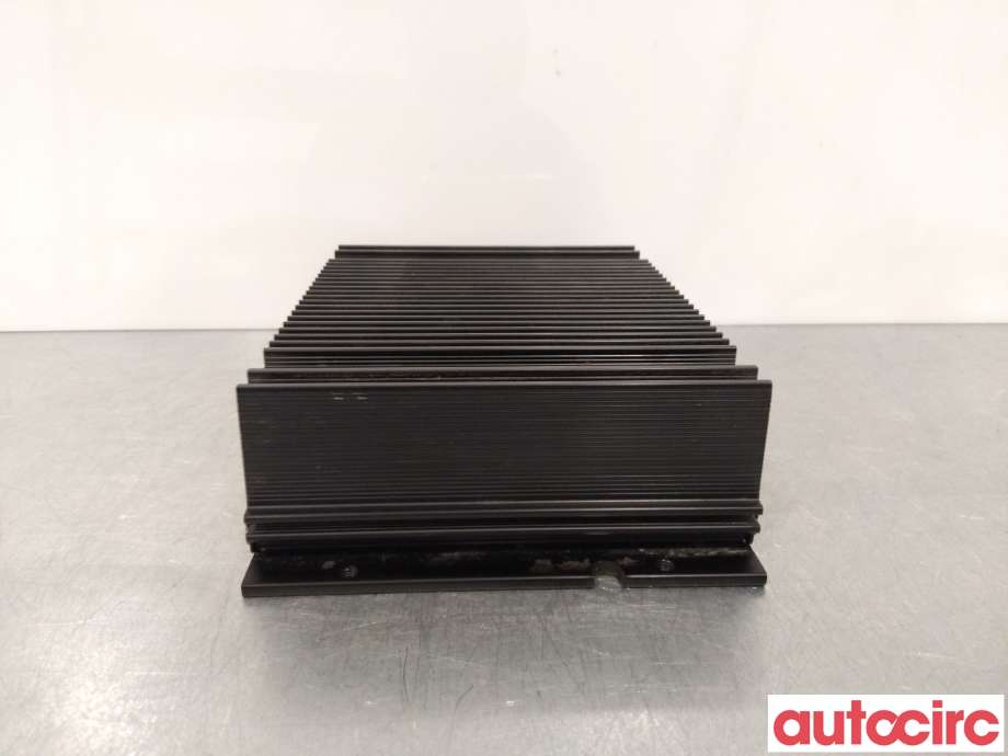 Bilstereo forsterker til Hyundai i40 2012-2017  (HYUNDAI|963703Z100|)