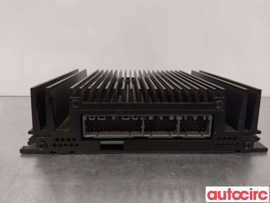 Bilstereo forsterker til Hyundai i40 2012-2017  (HYUNDAI|963703Z100|)