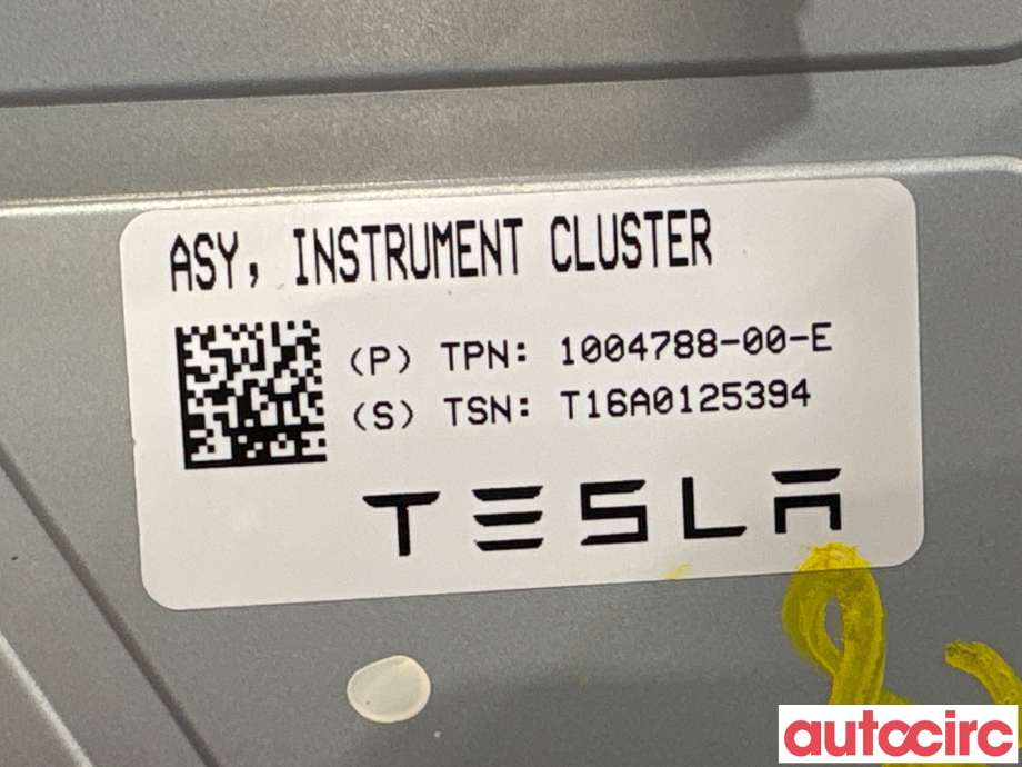Instrumentpanel til Tesla Model S 2016-2021 (Fase 2) (TESLA|1004788-00-E|)