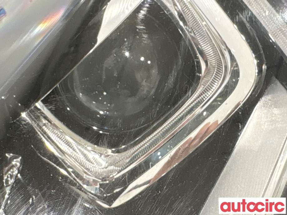 Frontlykt venstre halogen til VW Amarok 2016-2022 (Type I, Fase 2)  (VOLKSWAGEN|2H1941017A|90062211|2H1941015AF)