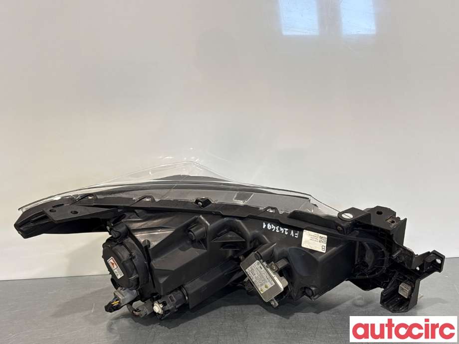 Frontlykt venstre halogen til Mazda 3 2013-2016 (Type III, Fase 1)  (MAZDA|BHR2-51-041B||BHR251040)