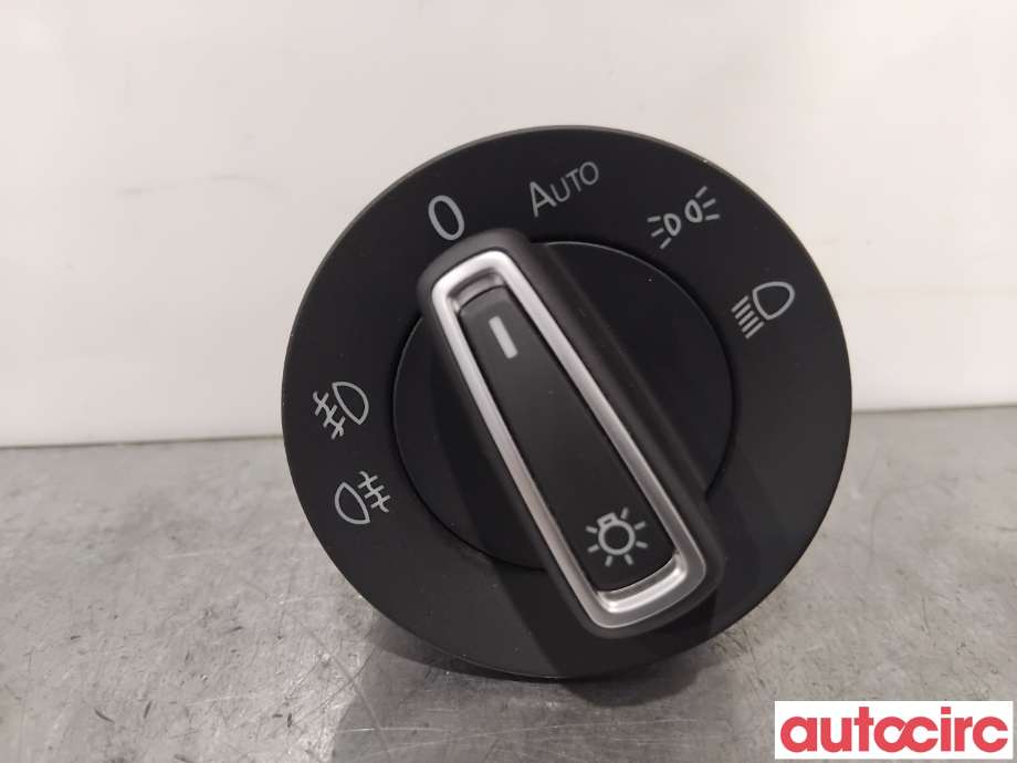 Bryter lys til VW Golf VII 2012-2017 (Fase 1) (VOLKSWAGEN|5G0941431BD|10097012)