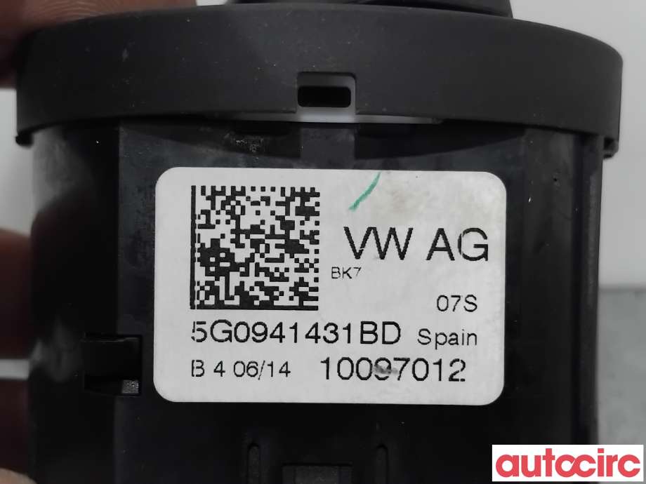 Bryter lys til VW Golf VII 2012-2017 (Fase 1) (VOLKSWAGEN|5G0941431BD|10097012)