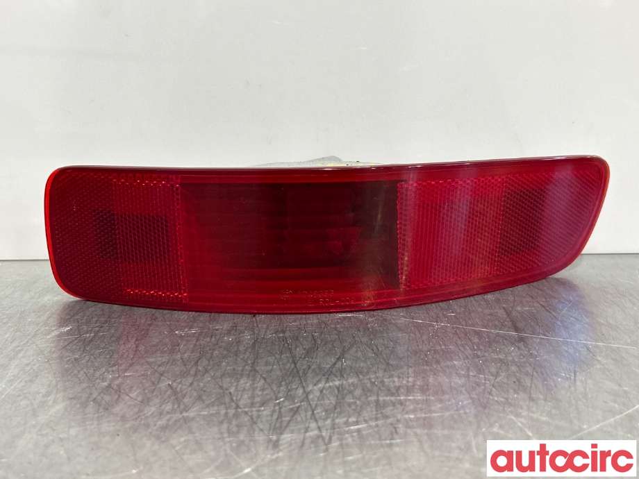 Refleksplate til Mitsubishi Outlander, 2010-2012 (Type II, Fase 2) (MITSUBISHI|8355A004)