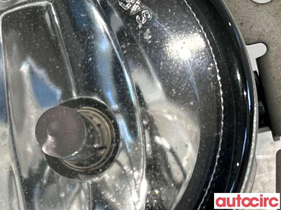 Tåkelykt høyre foran til Mitsubishi Outlander 2010-2012 (Type II, Fase 2)  (MITSUBISHI|8321A353|)