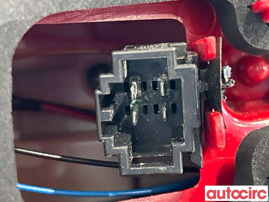 Baklykt venstre til Audi Q5 2008-2012 (Type I, Fase 1) (AUDI|8R0945093A|)