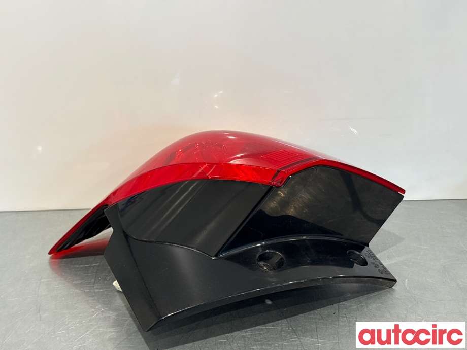 Baklykt høyre til Mitsubishi ASX 2010-2019  (MITSUBISHI|8330A690|)