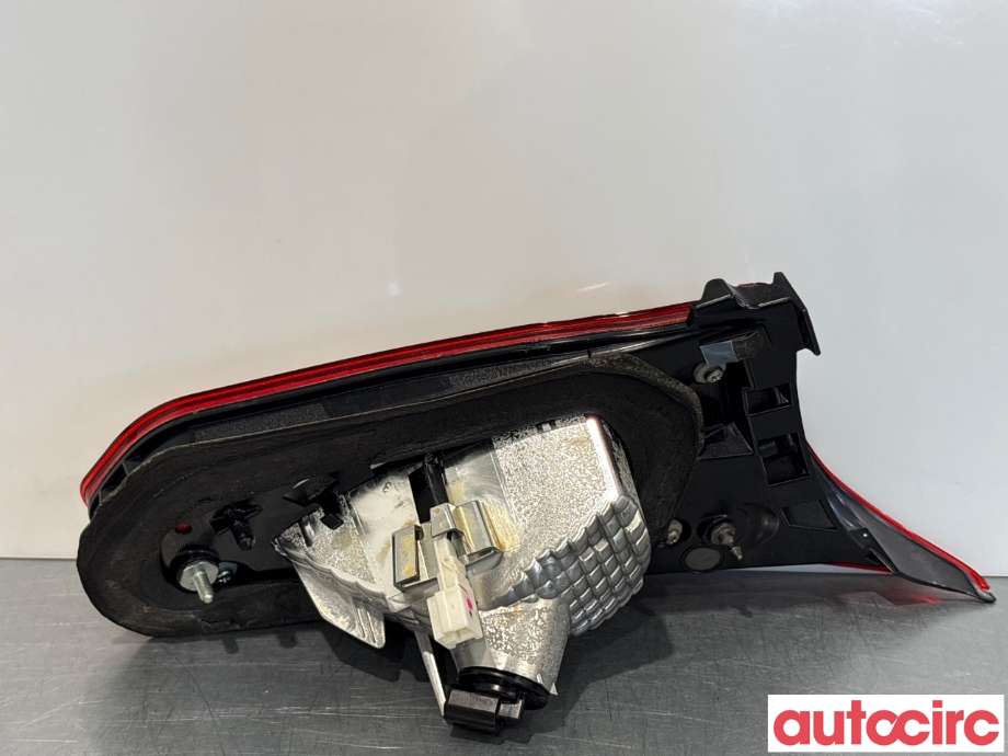 Baklykt høyre indre til Mazda 3 2013-2016 (Type III, Fase 1)  (MAZDA|B45D-51-3F0D|)