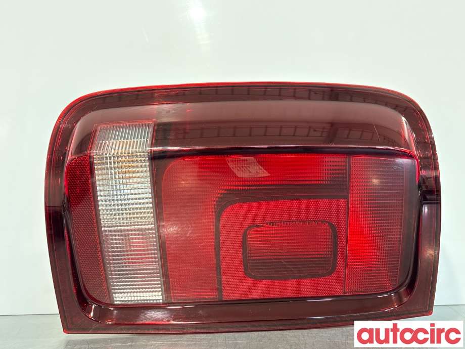 Baklykt venstre til VW Amarok 2016-2022 (Type I, Fase 2) (VOLKSWAGEN|2H1945095J|90040693|2H1945095P)