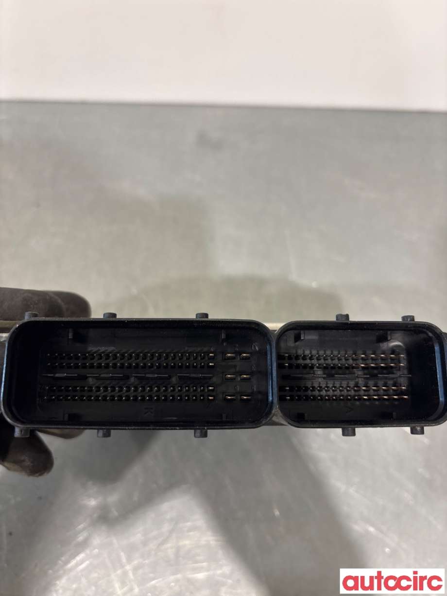 Styreenhet motor til Škoda Superb 2008-2015 (Type II)  (SKODA|03L906018EF|0281016897)