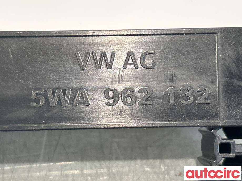 Diverse deler til VW Caddy 2020-->> (Type IV)  (VOLKSWAGEN|5WA962132|)