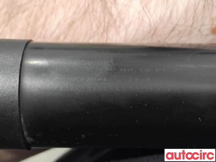 Baklukedemper til Land Rover Range Rover, Evoque 2011-2019 (Type I)  (LAND-ROVER|LR061667|BJ32-70354-AD|LR135655)