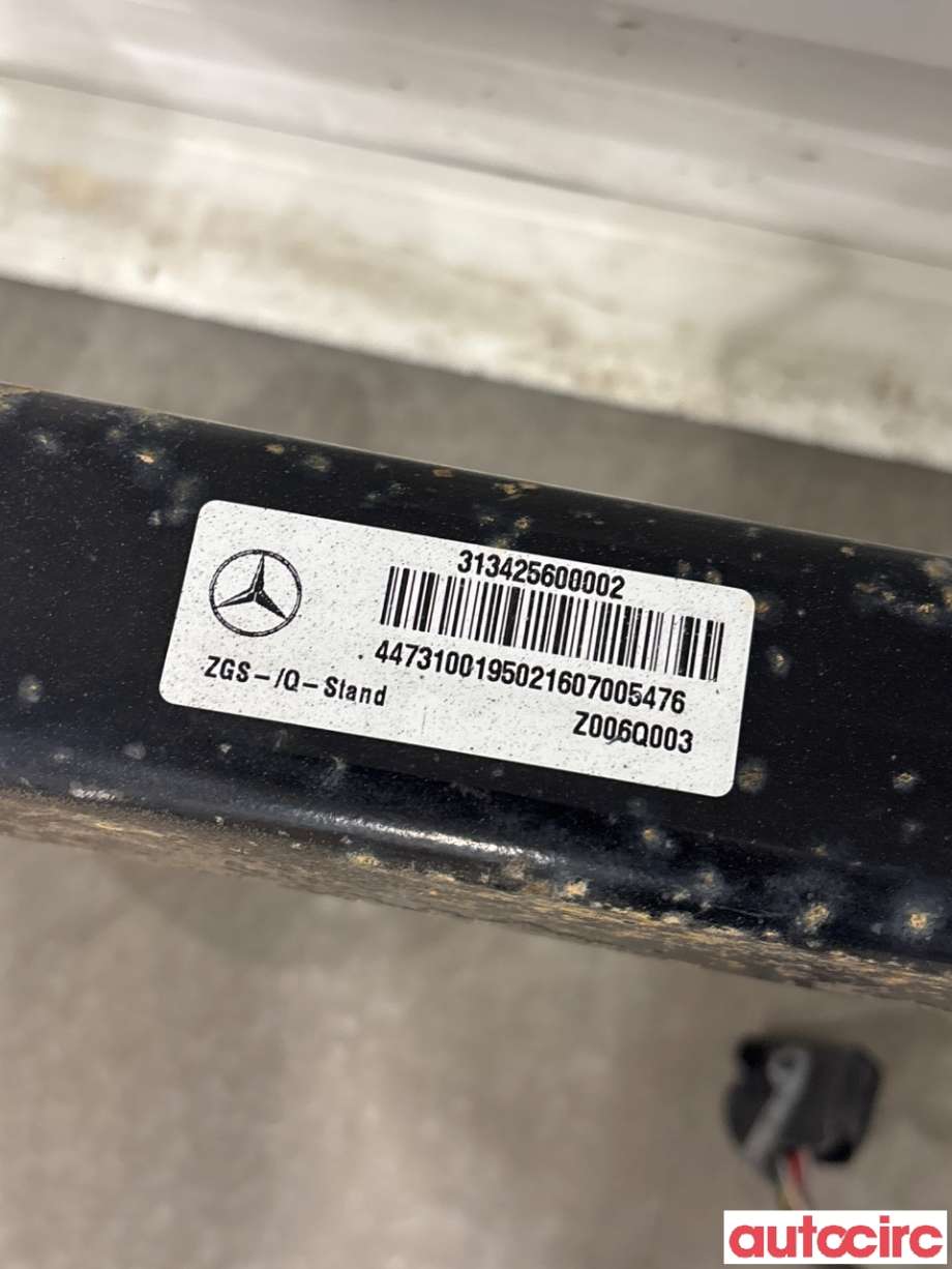 Hengerfeste til Mercedes Vito 2014-->> (W447) (W447) (MERCEDES|A4473150103|)