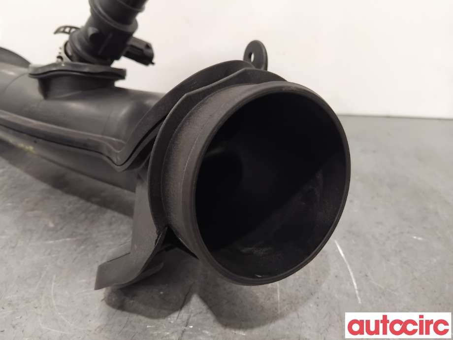 Luftslange innsug til Ford Ranger / Ranger Raptor 2022-->> (FORD|2587305||MB3G-9R504-FC)