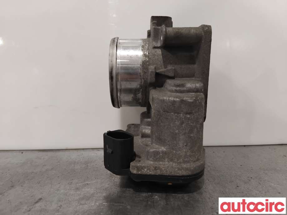 Spjeldhus til Hyundai Ix35 2010-2015  (HYUNDAI|351002F000||351002F600)