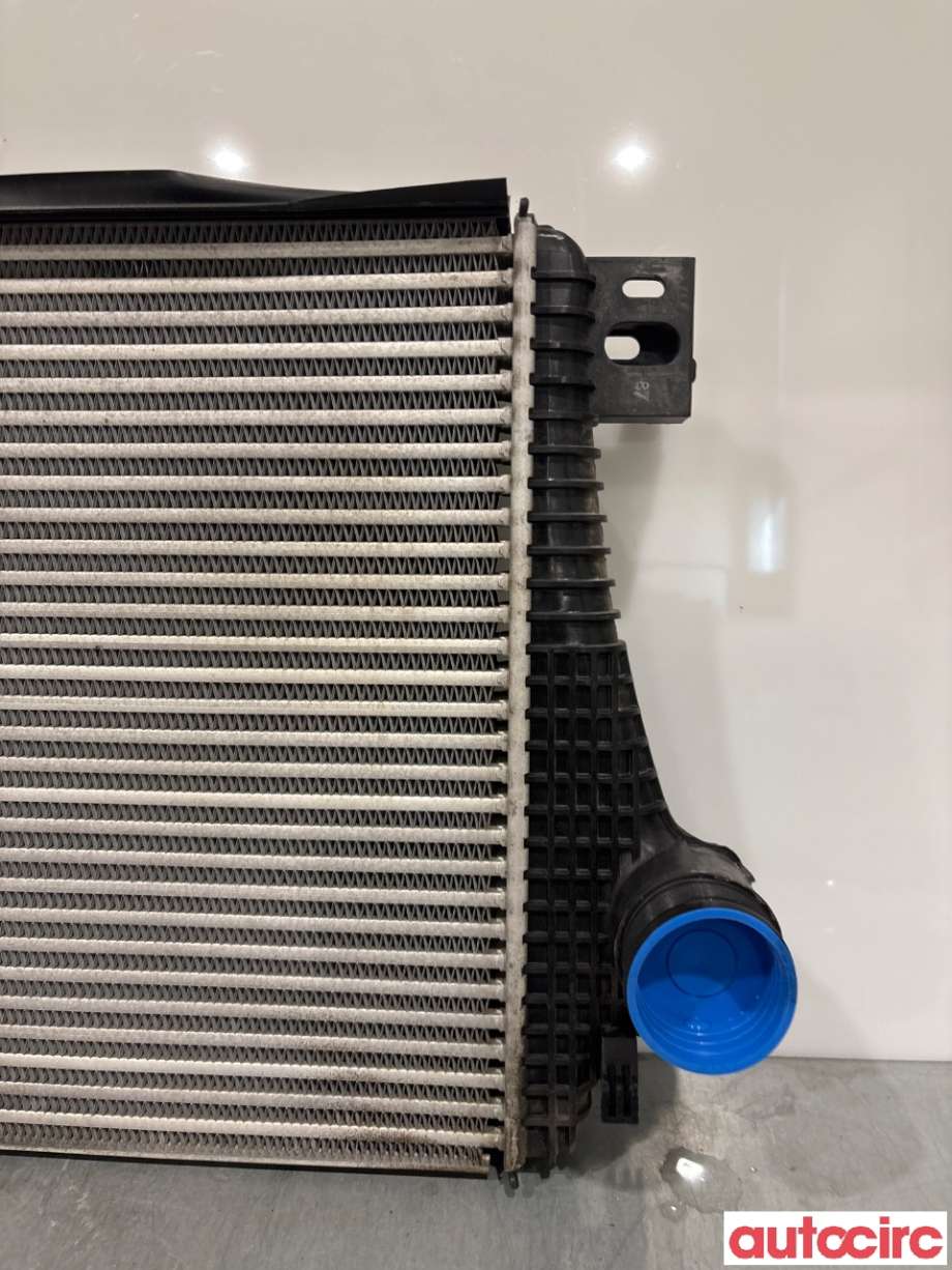 Intercooler til VW Amarok 2016-2022 (Type I, Fase 2)  (VOLKSWAGEN|2H6145804|)