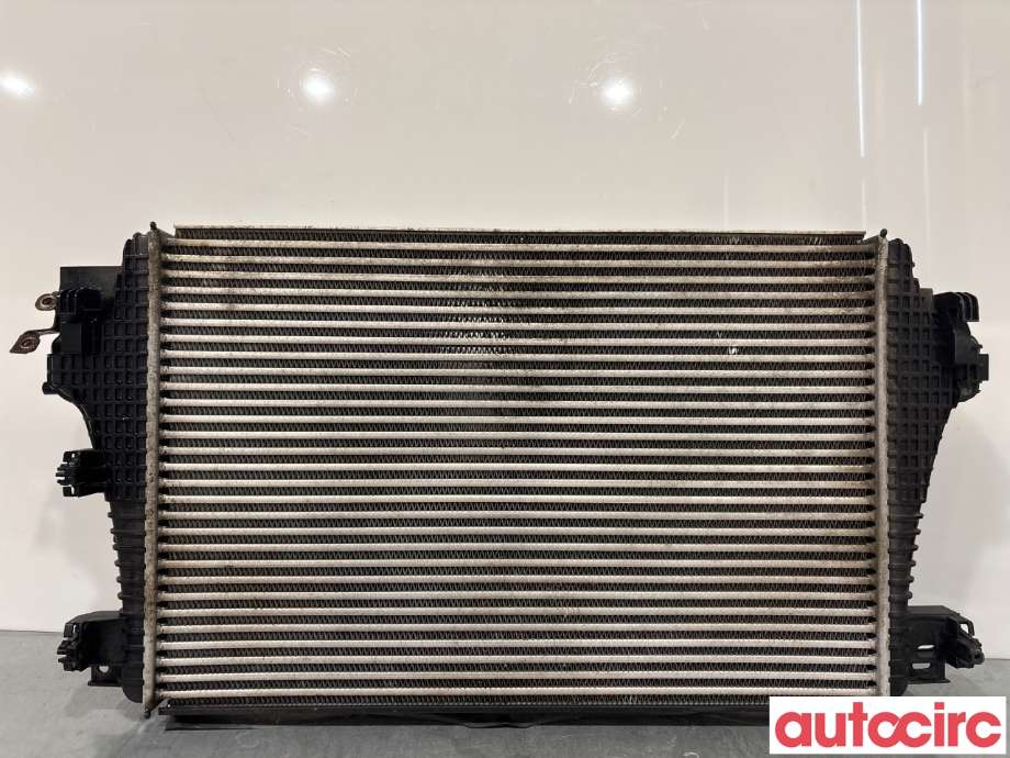 Intercooler til VW Amarok 2016-2022 (Type I, Fase 2)  (VOLKSWAGEN|2H6145804|)