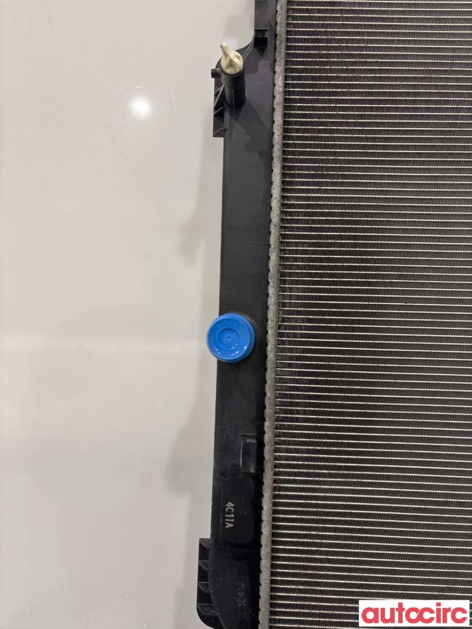 Radiator (manuell gir) til Mazda 3 2013-2016 (Type III, Fase 1)  (MAZDA|PE20-15-200|)