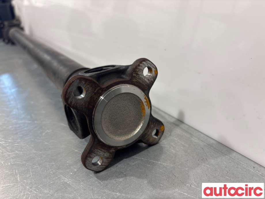 Mellomaksel fremre til BMW 3-Serie 2005-2011 (E90/E91/E92/E93) (E90/E91/E92/E93) (BMW|26209488491|)