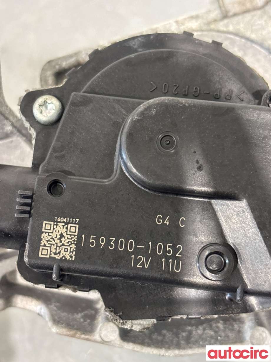 Viskermotor frontrute til Mitsubishi Outlander 2010-2012 (Type II, Fase 2)  (MITSUBISHI|8250A178|159300-1052|)