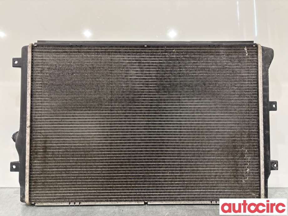 Radiator (automat gir) til Škoda Superb 2008-2015 (Type II) (SKODA|1K0121251DM|)