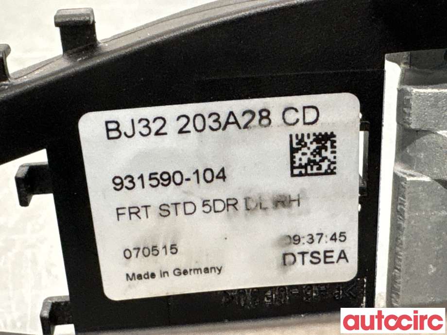 Dørhåndtak utv høyre foran til Land Rover Range Rover, Evoque 2011-2019 (Type I)  (LAND-ROVER|LR061201||BJ32203A28CD)
