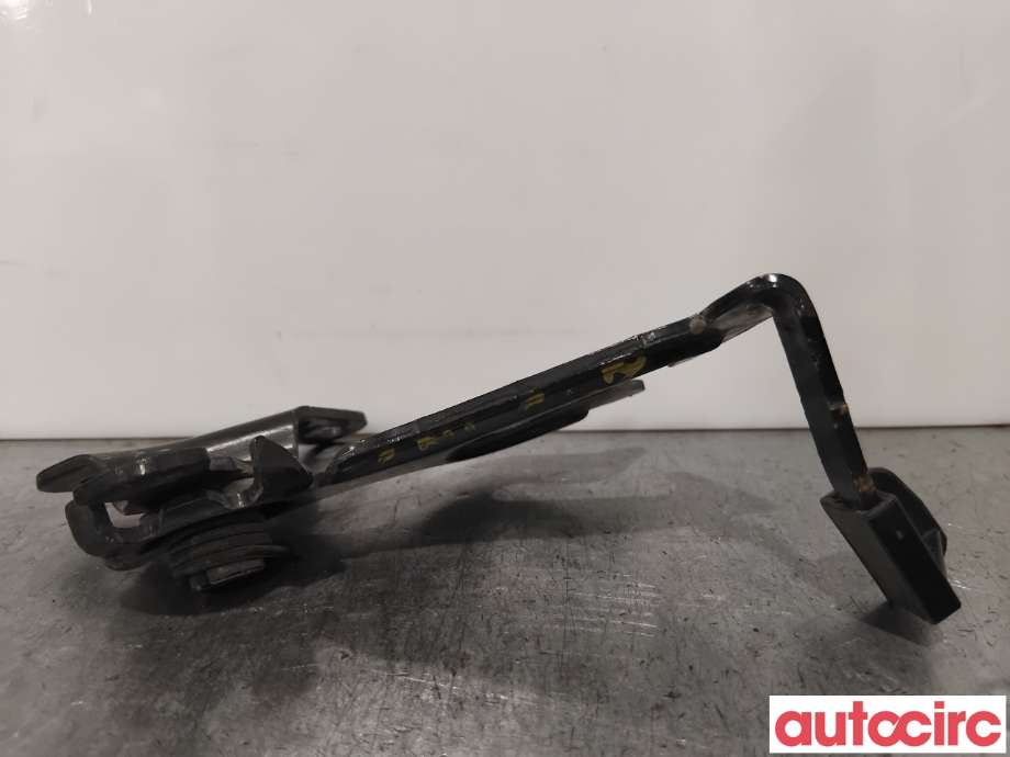 Diverse deler til Volvo V70 2014-2016 (Type III, Fase 2) (VOLVO|31425789|)