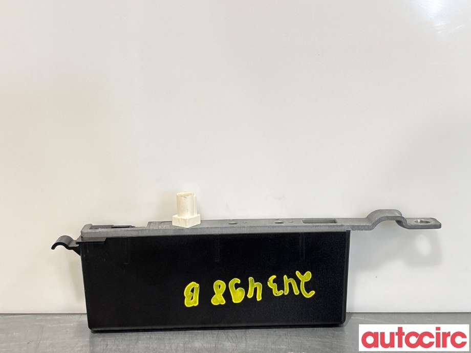 Antenne forsterker til Porsche Cayenne 2010-2017 (92A) (92A) (PORSCHE|95864731300||7P5035225M)