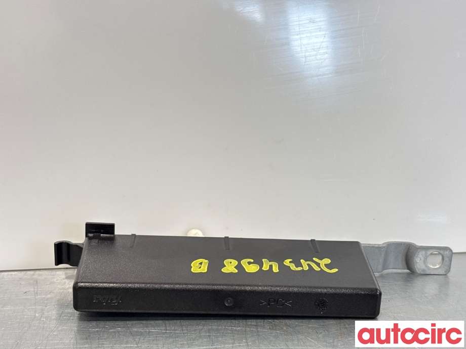 Antenne forsterker til Porsche Cayenne 2010-2017 (92A) (92A) (PORSCHE|95864731300||7P5035225M)