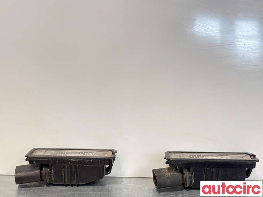 Skiltlys til Porsche Cayenne 2010-2017 (92A) (92A) (PORSCHE|95863162000||1K3-943-021)