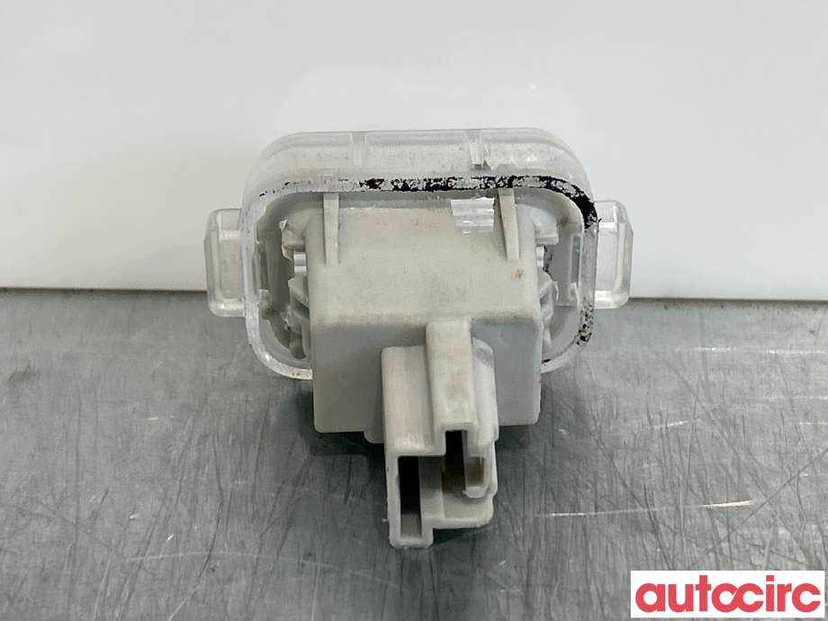 Skiltlys til Mazda 3 2013-2016 (Type III, Fase 1)  (MAZDA|BHP1-51-270A|)