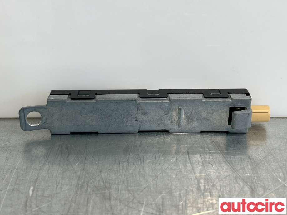 Antenne forsterker til VW Golf VI 2008-2012 (VOLKSWAGEN|5K0035552A|)