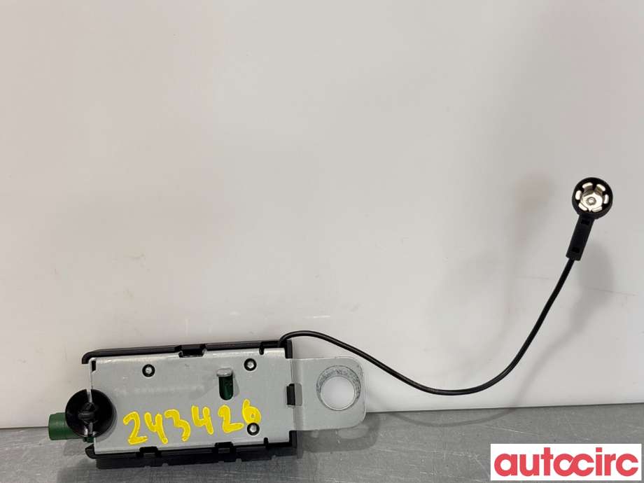 Antenne forsterker til Opel Astra K 2015-->>  (OPEL|39163938|421251063|13383702)