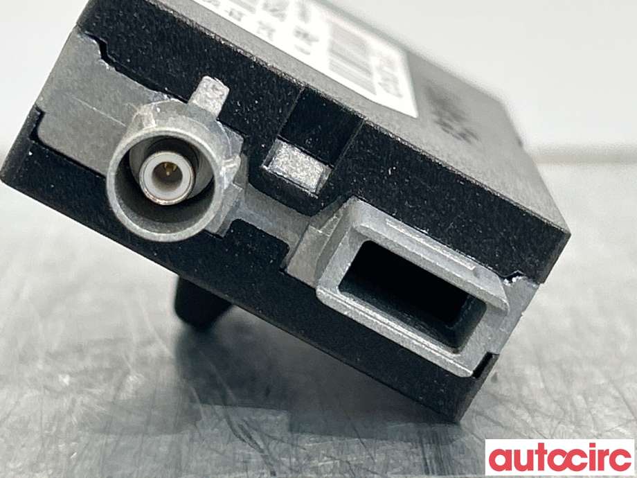 Antenne forsterker til Ford Focus 2014-2018 (Type III, Fase 2) (FORD|1695506||7CP1-18C847-CA)