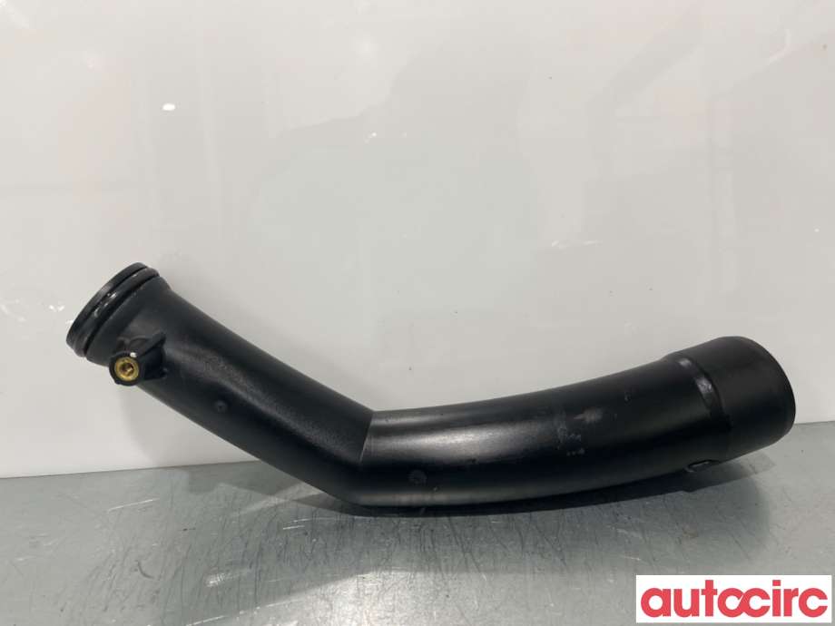 Turbo rør til Mercedes C-Klasse 2014-2018 (Fase 1) (W205) (W205) (MERCEDES|A2740980207|)