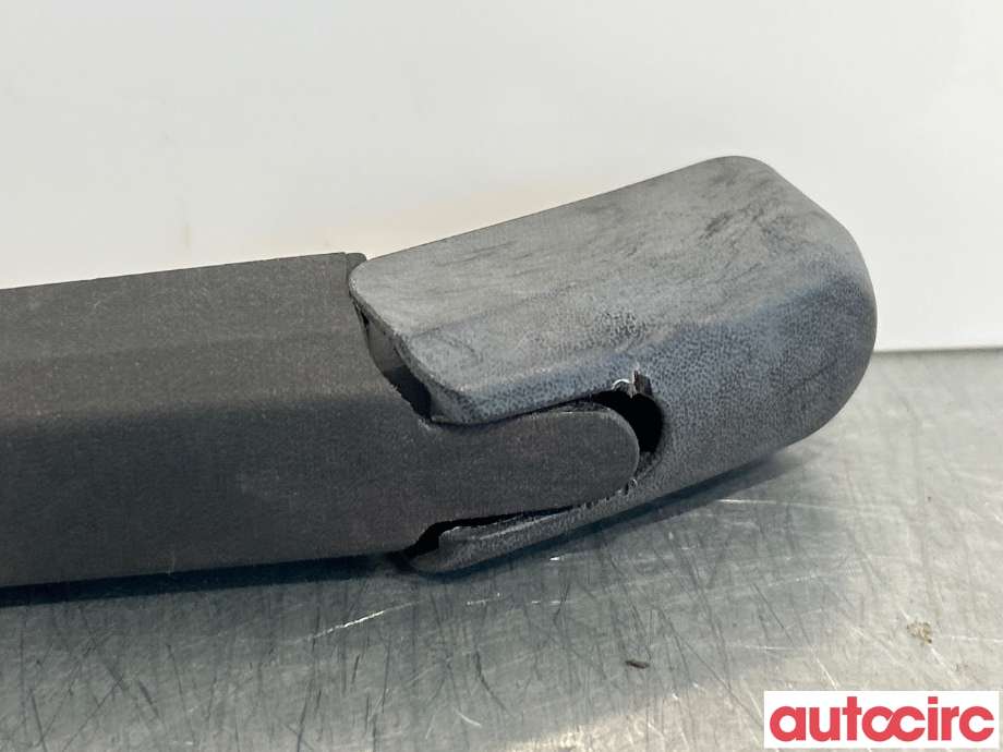 Viskerarm bakrute til Mazda 3 2013-2016 (Type III, Fase 1)  (MAZDA|GHP9-67-421|)