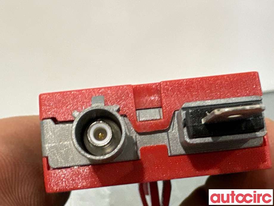 Antenne forsterker til Volvo V60/V60 CC 2013-2018 (Type I, Fase 2) (VOLVO|31260852|7CP1-18C847-PA)