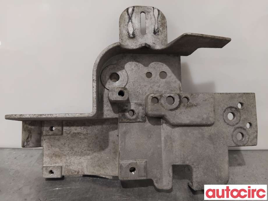 Diverse deler til Volvo V70 2014-2016 (Type III, Fase 2) (VOLVO|31293426|70376702|31293427)