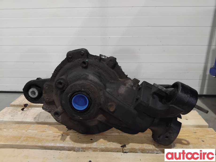 Kardang til Ford Ranger / Ranger Raptor 2015-2022 (FORD|2540705||JB3G-3B079-GC)