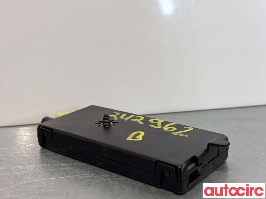 Antenne forsterker til BMW 5-Serie 2017-->> (G30/G31) (G30/G31) (BMW|65209389561|)