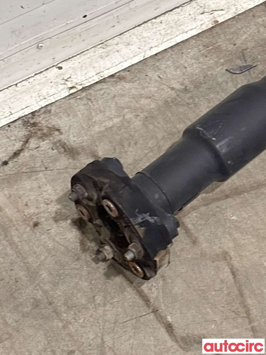 Mellomaksel til BMW 3-Serie 2005-2011 (E90/E91/E92/E93) (E90/E91/E92/E93) (BMW|26107573482|)