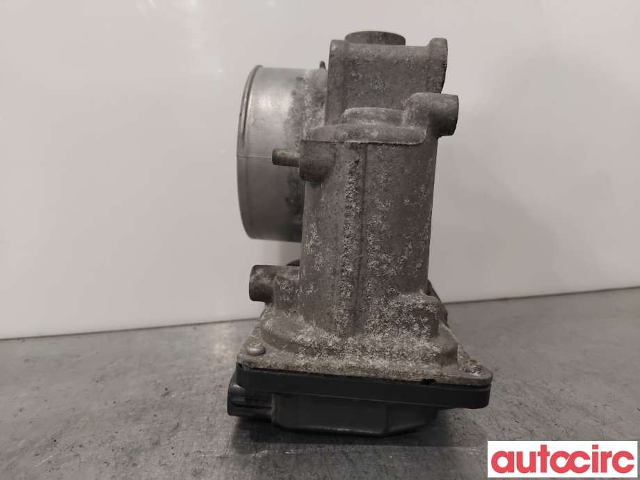 Spjeldhus til Mazda 3 2013-2016 (Type III, Fase 1) (MAZDA|PE01-13-640B||PE0113640B)