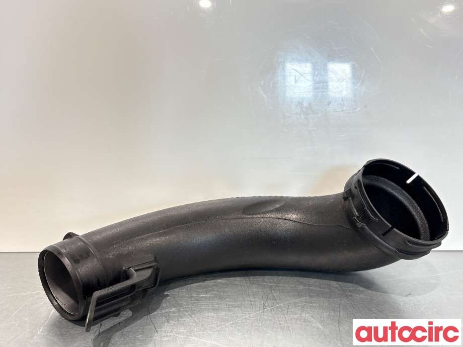 Luftslange innsug til Volvo XC70 2014-2016 (Type II, Fase 2)  (VOLVO|30774692|)