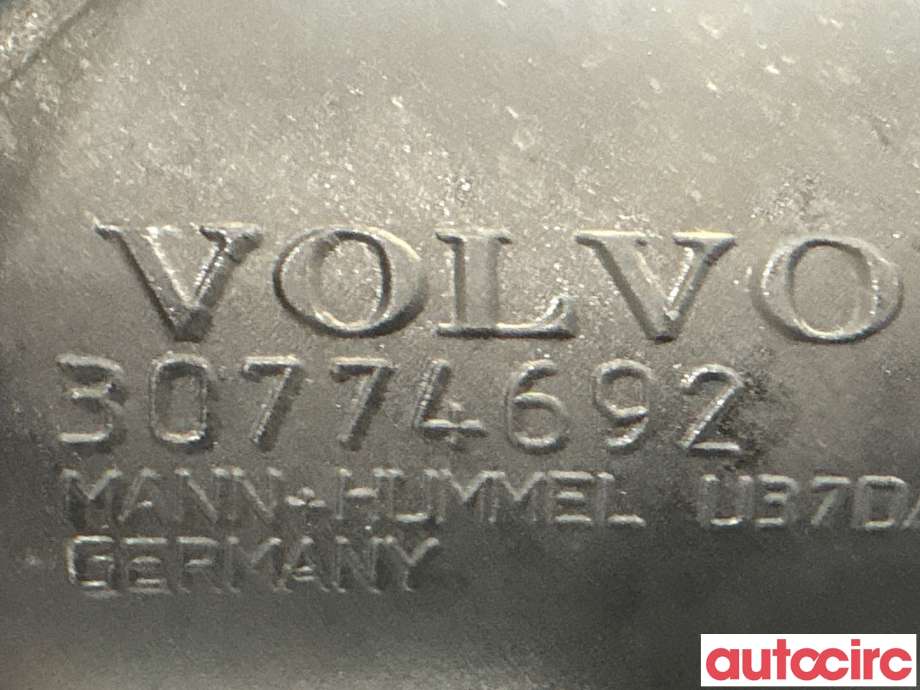 Luftslange innsug til Volvo XC70 2014-2016 (Type II, Fase 2)  (VOLVO|30774692|)