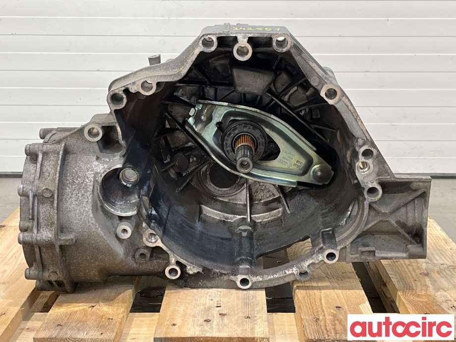 Girkasse manuell 6-trinn til Audi A4 2007-2014 (Type IV) (B8) (B8) (AUDI|0B2300027L|KXM|)
