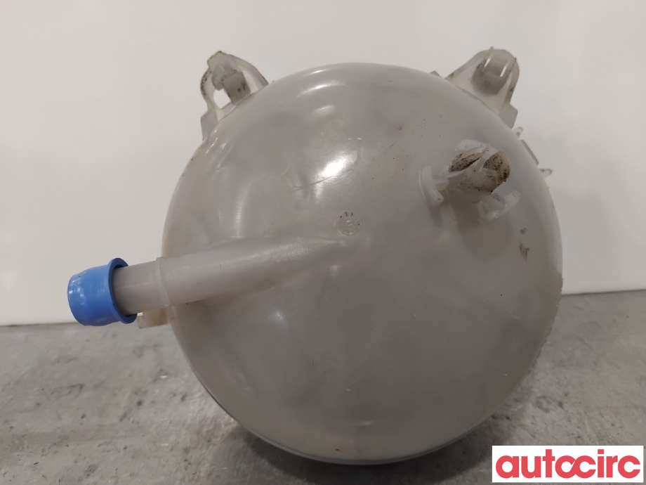 Ekspansjonstank til Audi A3 2012-2016 (Type III, Fase 1)  (AUDI|5Q0121407M|5Q0121407D|5Q0121407AA)
