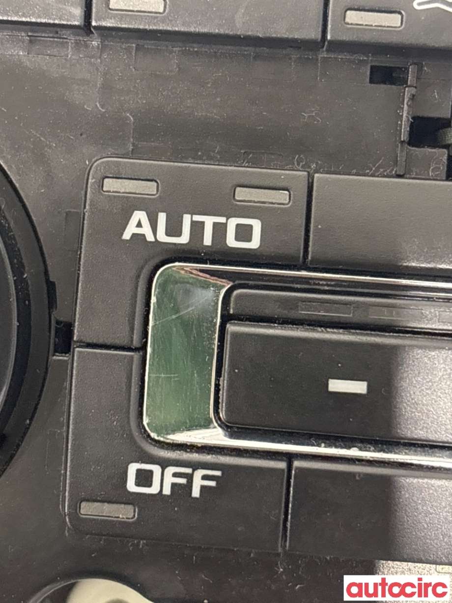 Varmeapparat betjening til Škoda Superb 2008-2015 (Type II) (SKODA|3T0907044CG|)