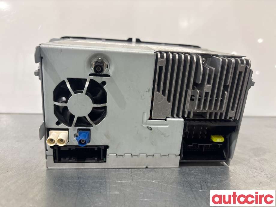 Multimedia display (MCU - Media Controller Unit) til Škoda Superb 2008-2015 (Type II) (SKODA|3T0035686L|)